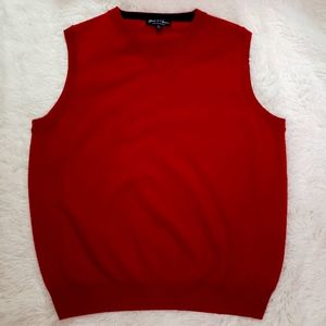Davis & Squire Extra Fine Merino Wool Deep Red V-Neck Sweater Vest. Size:XL